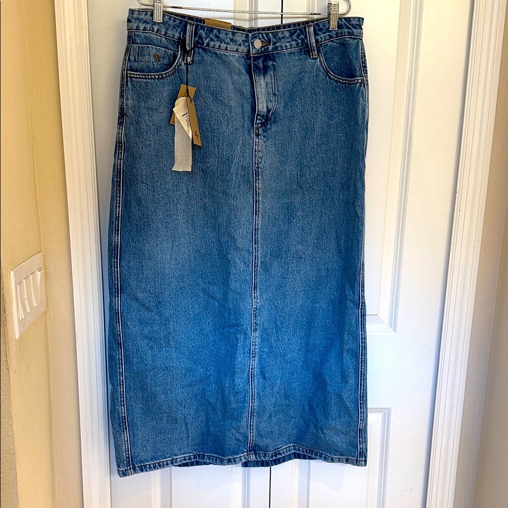 NWT Thrills Denim skirt Sz 34